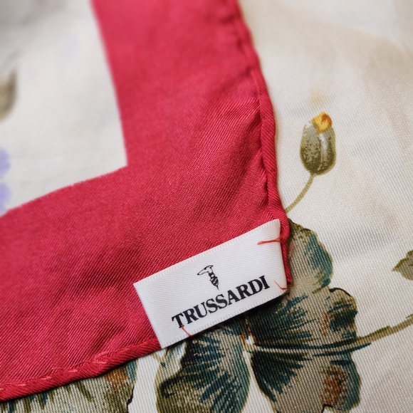 Trussardi Silk Scarf 31x30" - Picture 4 of 9